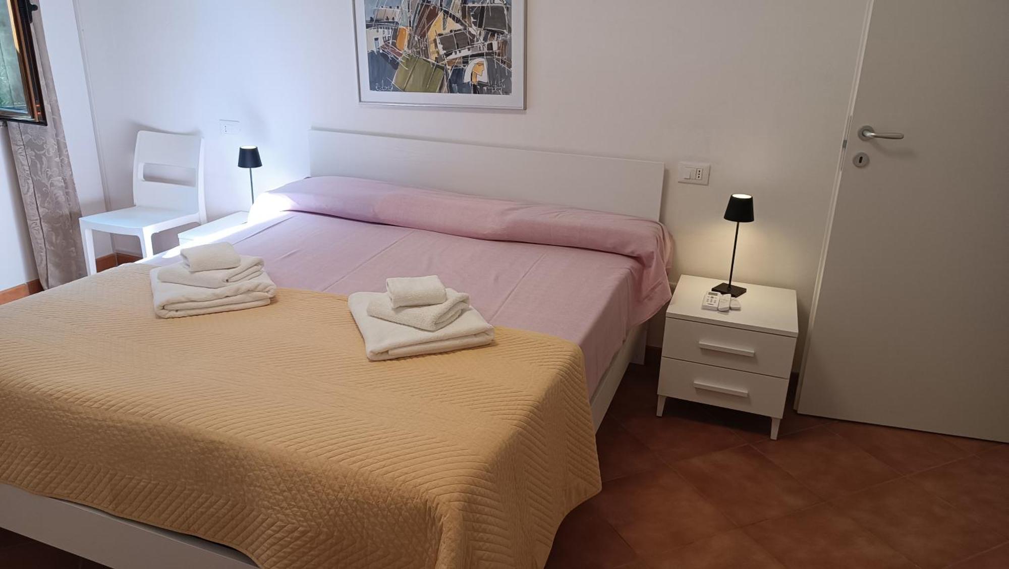 Pousada Romantica Aparthotel Tropea Exterior foto